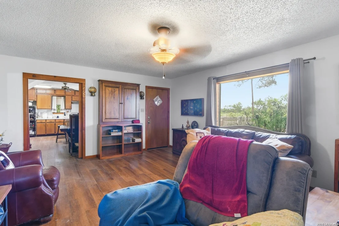 Photo of 383 County Road 404
