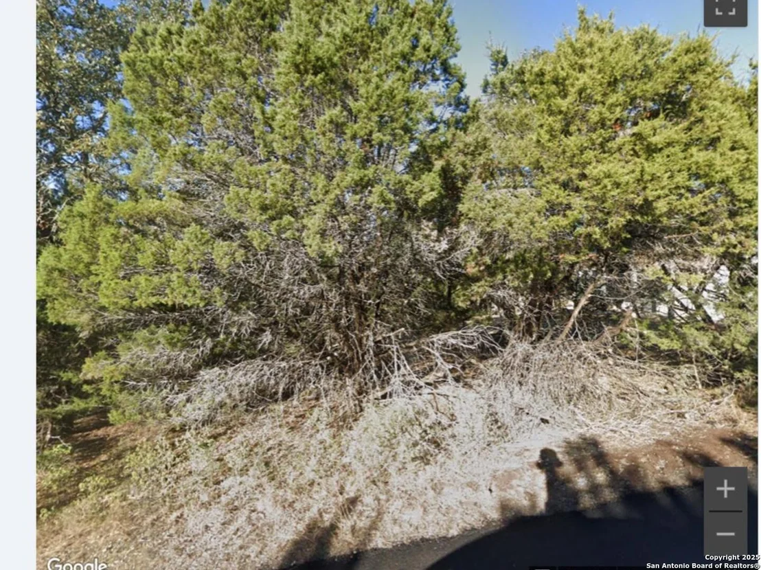 Photo of 2900 Newton