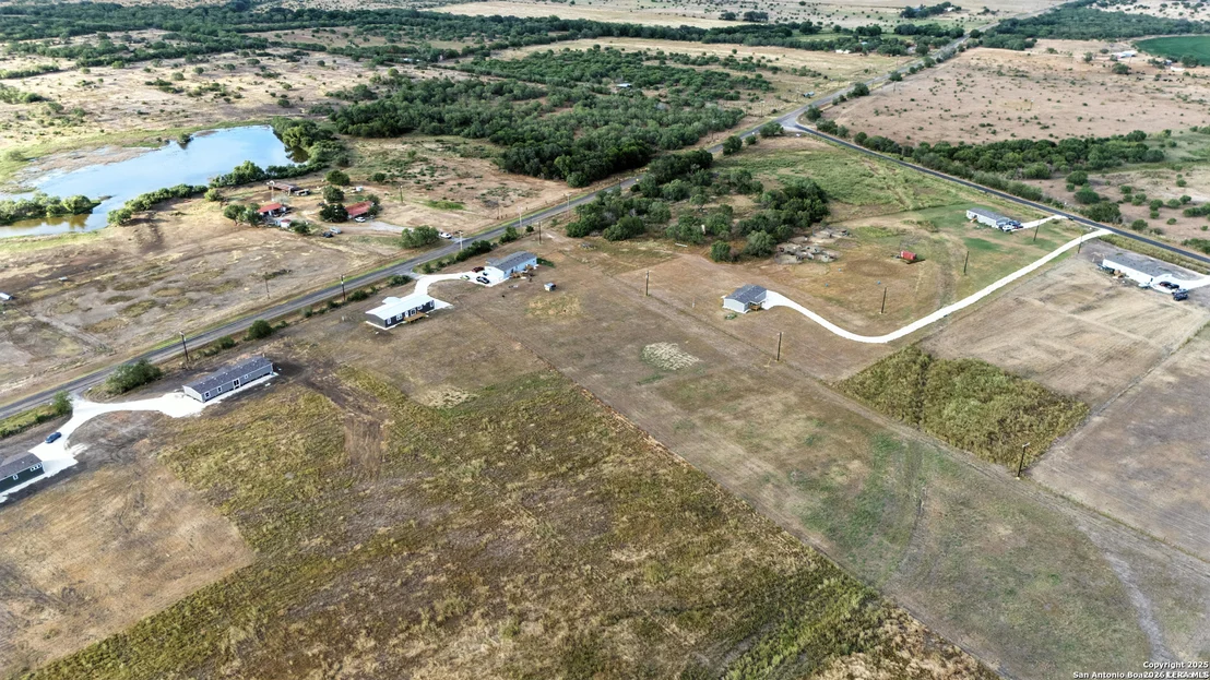 Photo of 440 & 450 County Road 325
