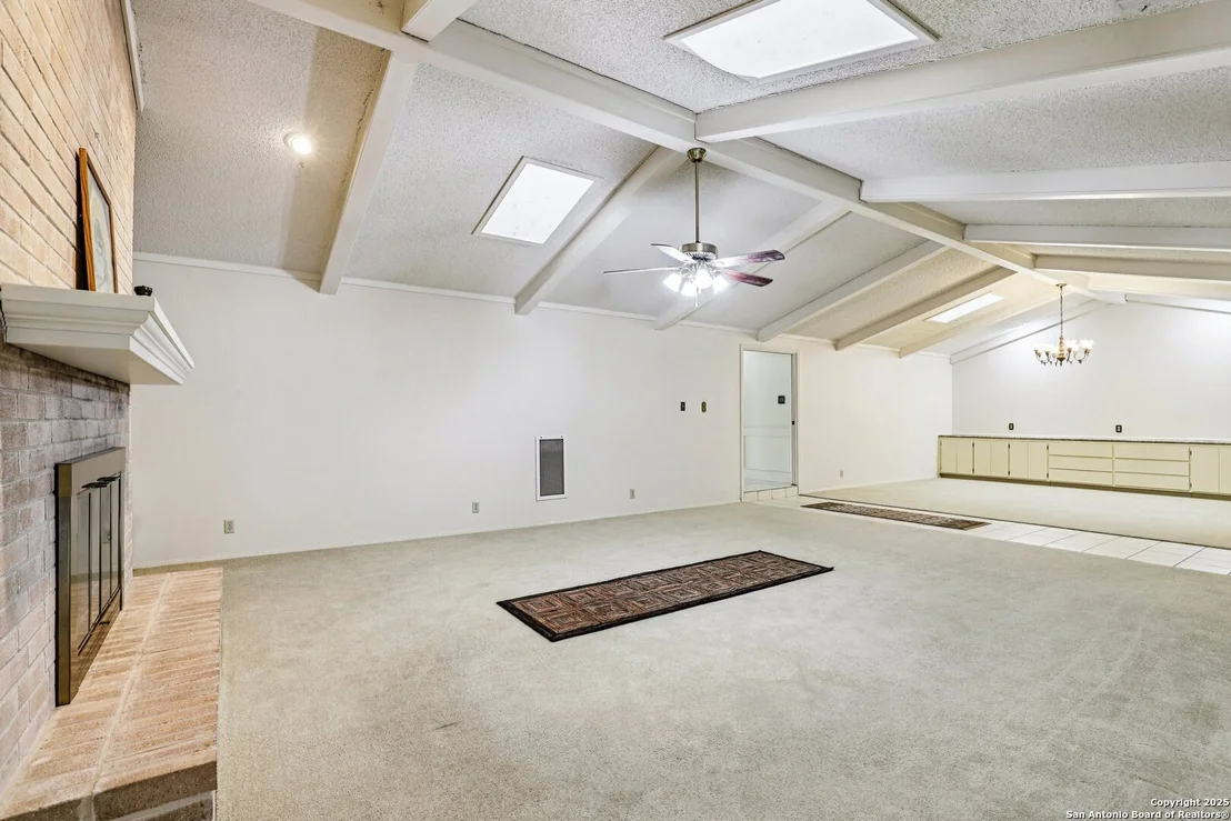 Photo of 5817 Winding Ridge