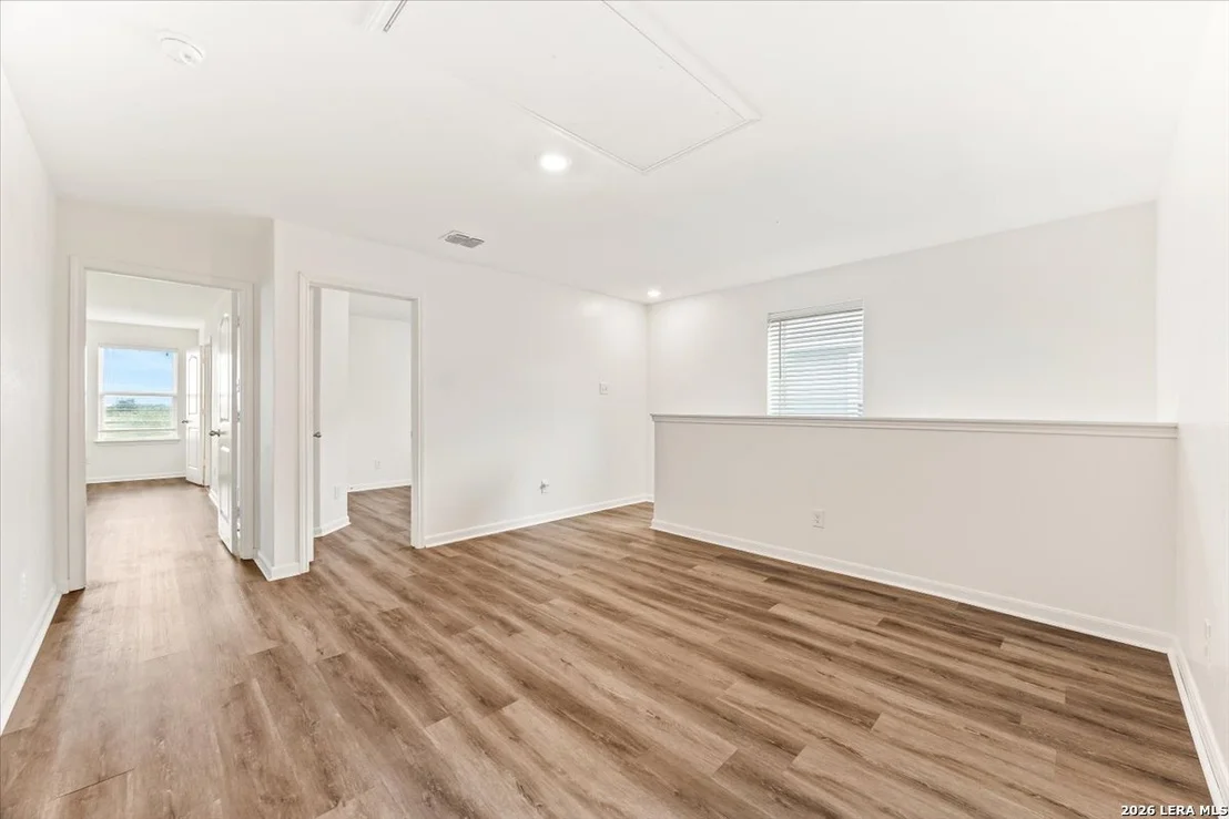 Photo of 3947 Trail De Paris