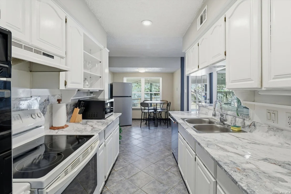 Photo of 16407 Ledge Trail