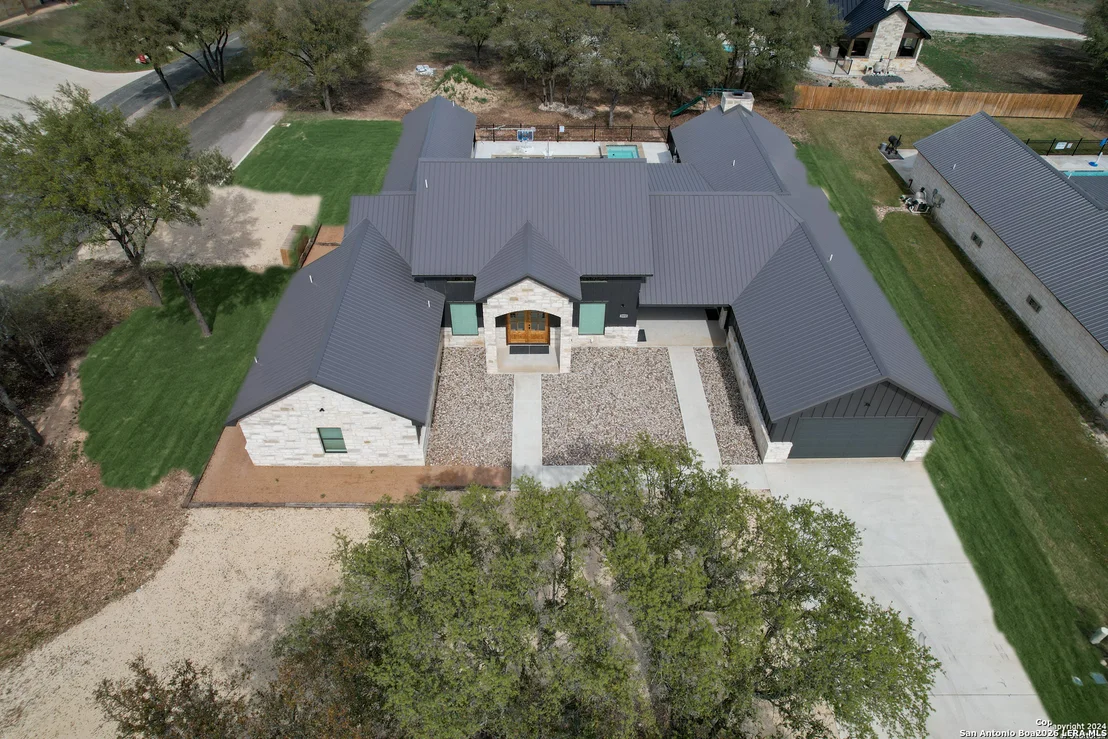 Photo of 1450 Mountain Valley