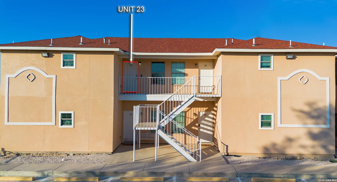Photo of Unit UNIT23 at 391 Riverside