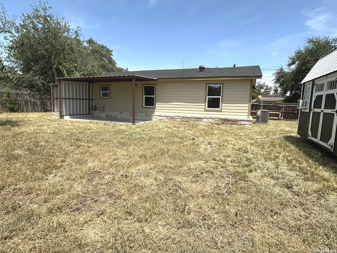 Photo of 907 Dove Ave.
