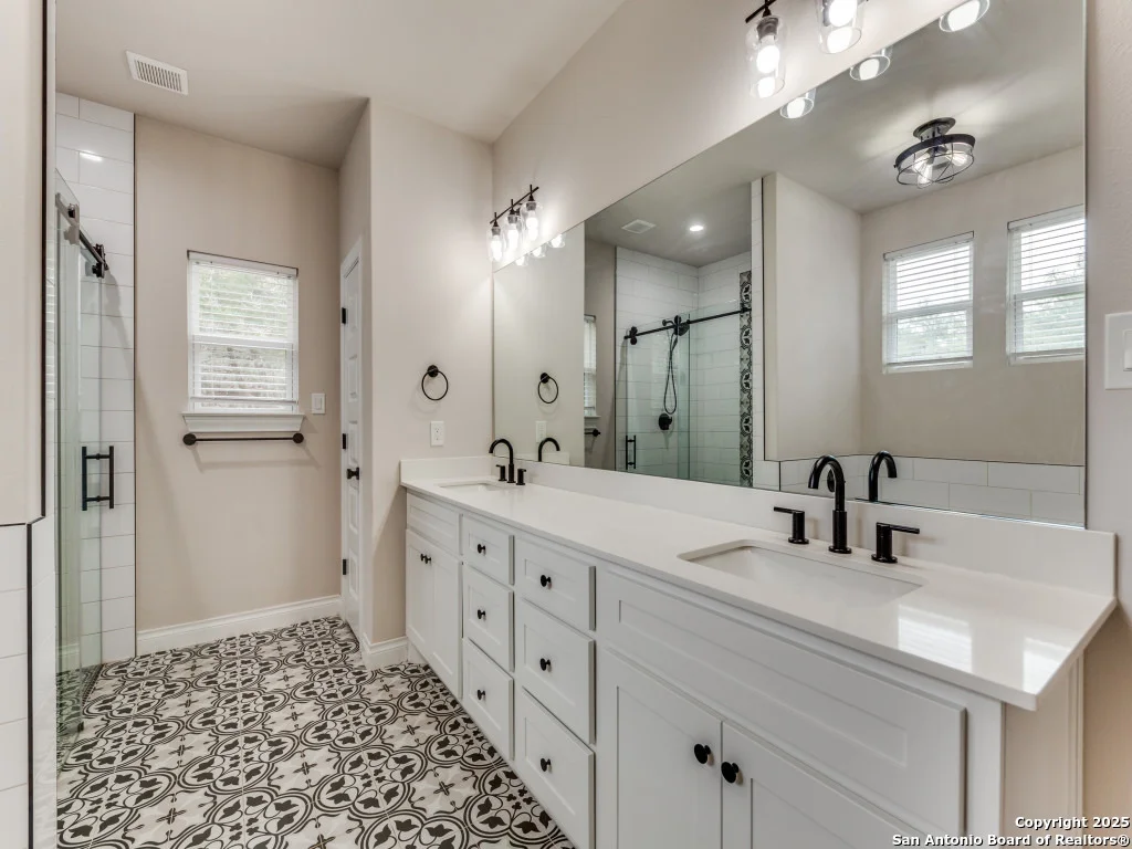 Photo of 122 River View