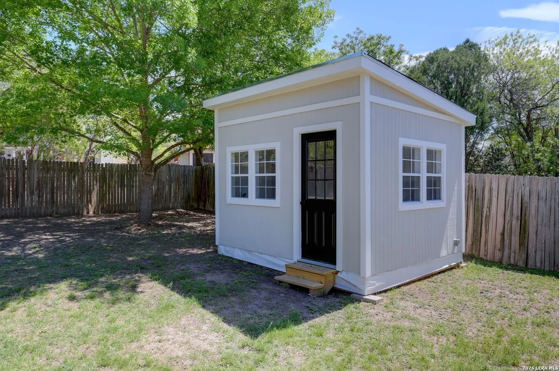 Photo of 6238 Broadmeadow