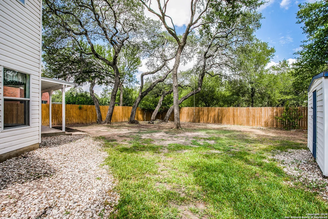 Photo of 261 SAMANTHA DR
