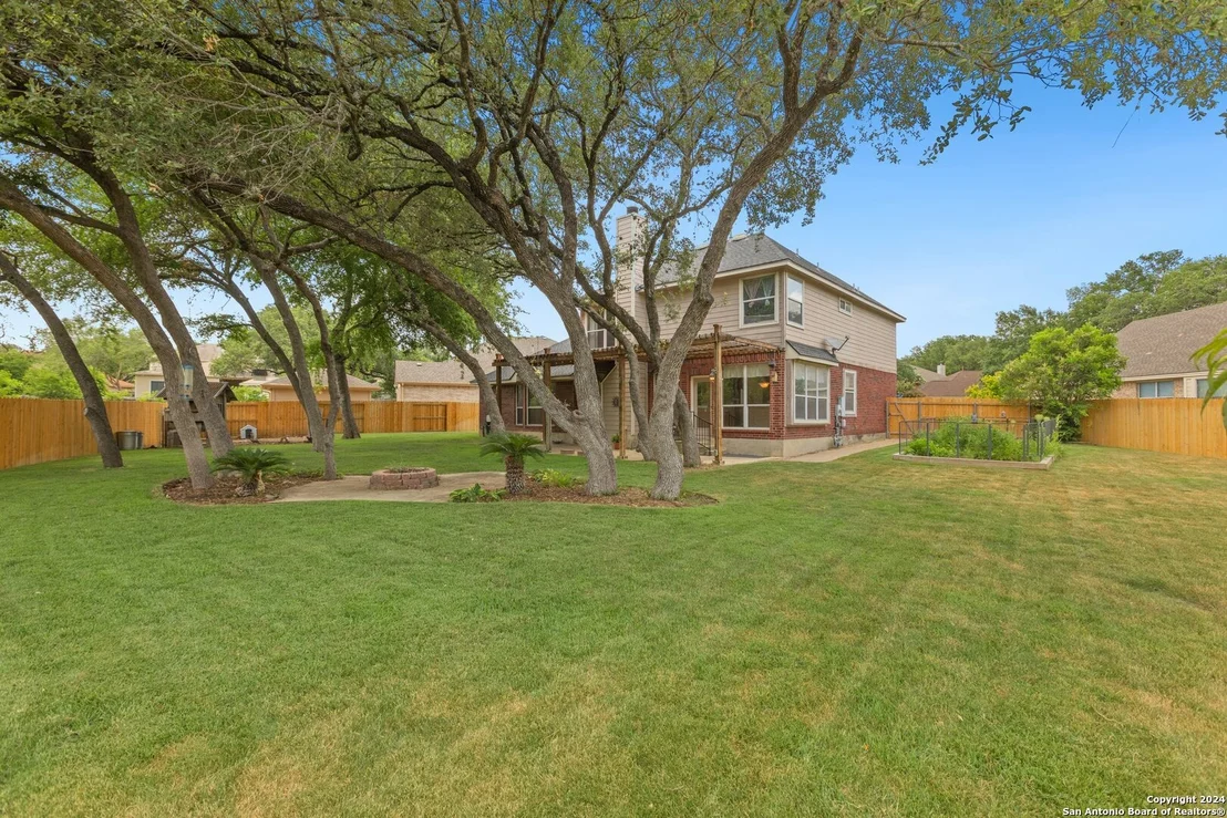 Photo of 14018 POSSUM TREE RD