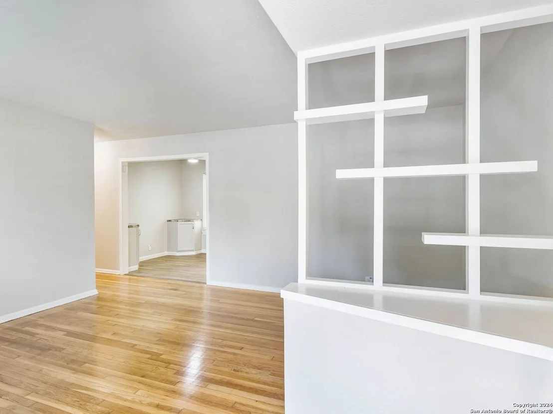 Photo of 314 ARTEMIS DR