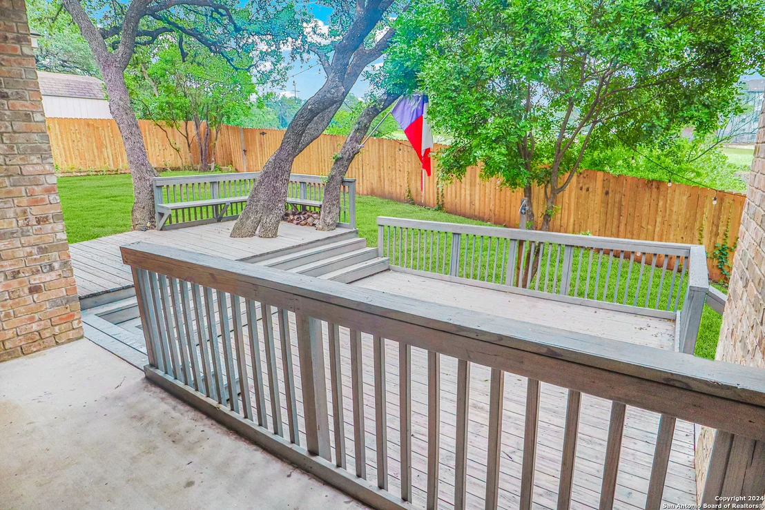 Photo of 1830 Pipestone Dr