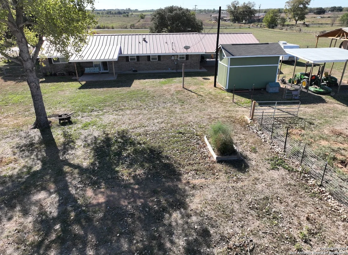 Photo of 458 COUNTY ROAD 664