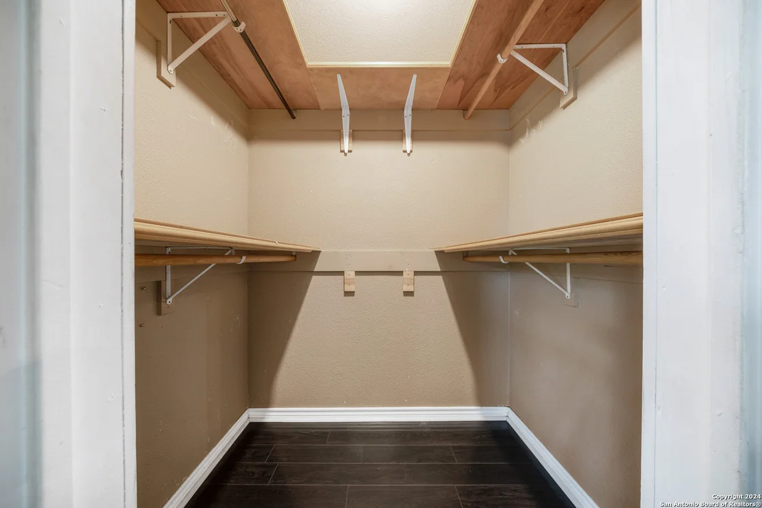 Photo of 2514 heather path
