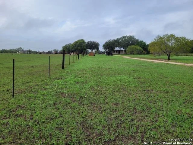 Photo of 227 Deaf Smith Rd