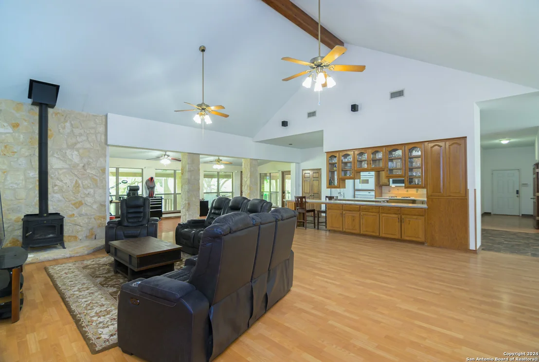 Photo of 575 Eden Rd