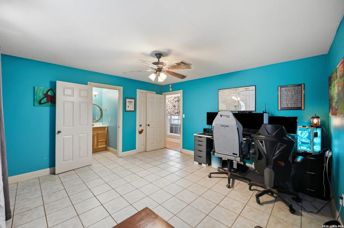Photo of 1027 Bluebonnet