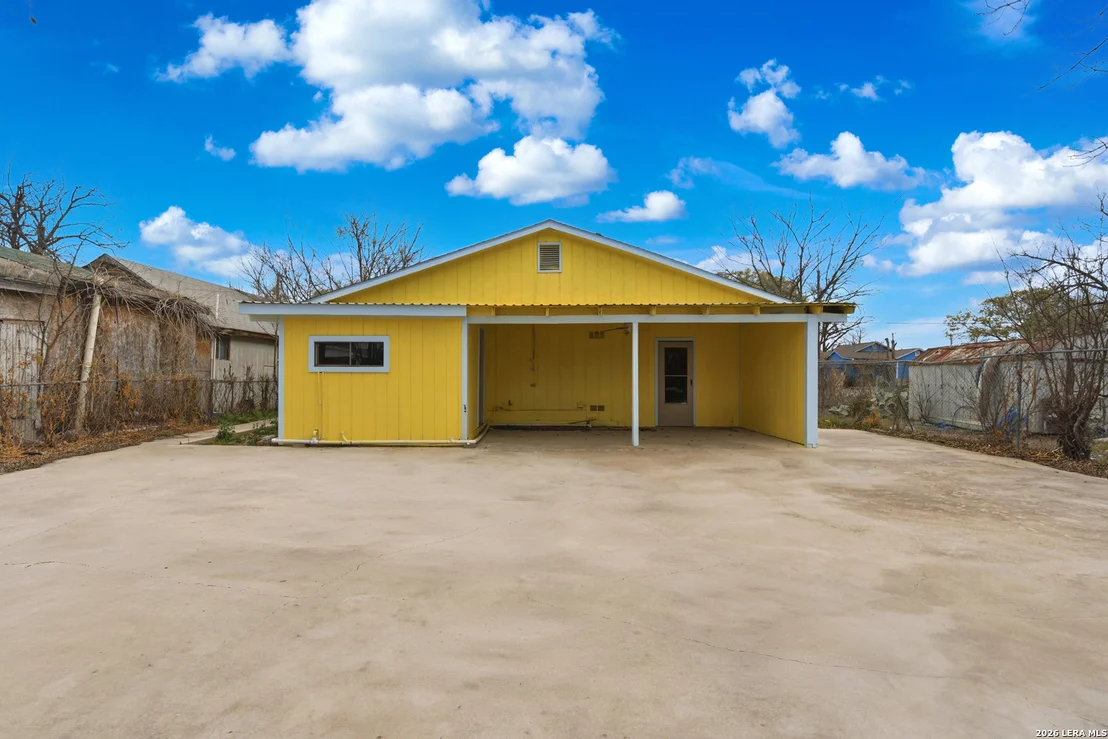 Photo of 1721 Brunswick Blvd.
