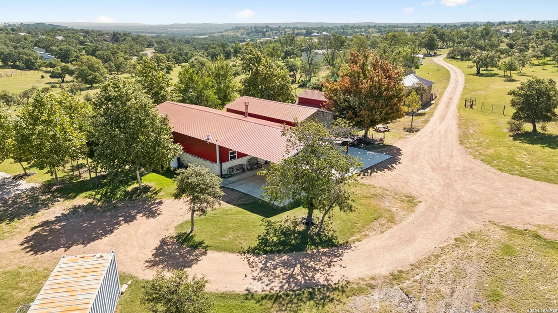 Photo of 652 OVERLOOK DR