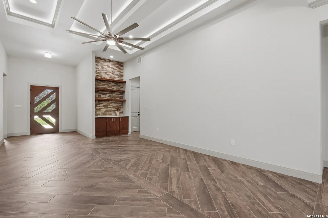 Photo of 6118 Tanglewood