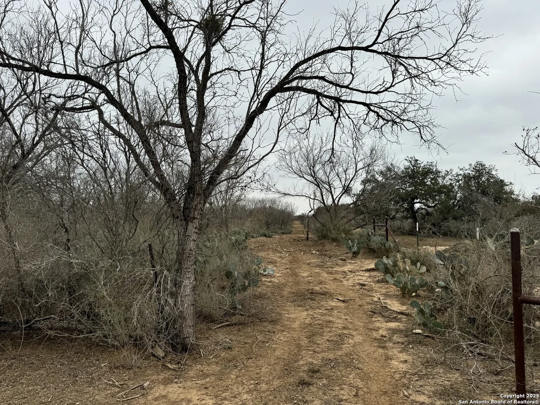 Photo of 3075 County Road 5710