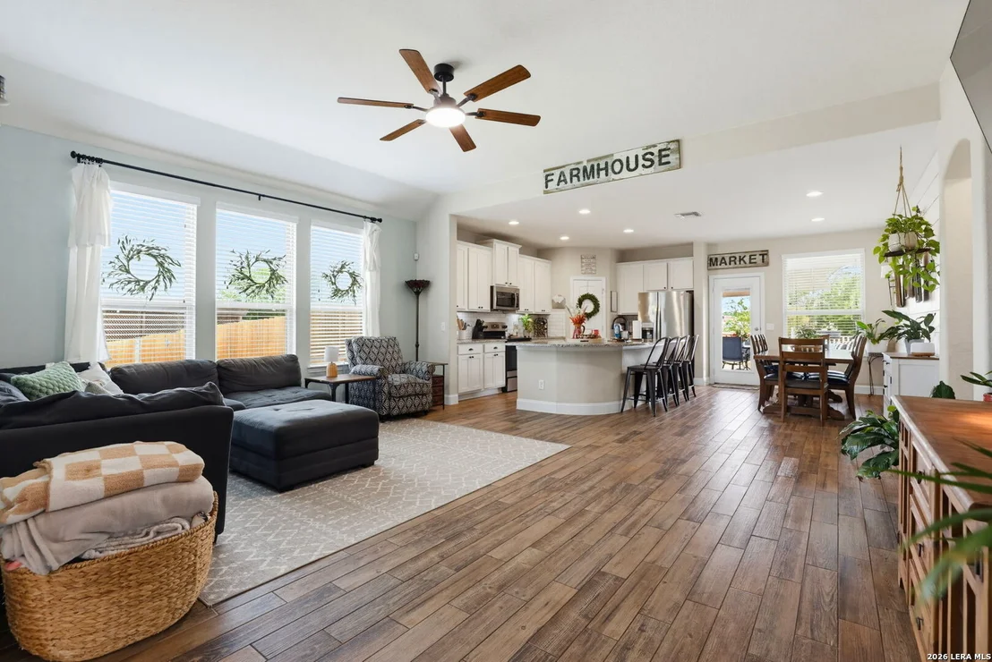 Photo of 1612 ALVIN CIR