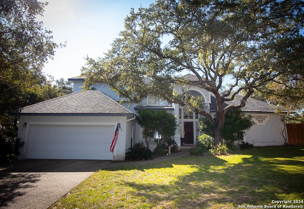 Photo of 8526 FAIRWAY TRACE DR