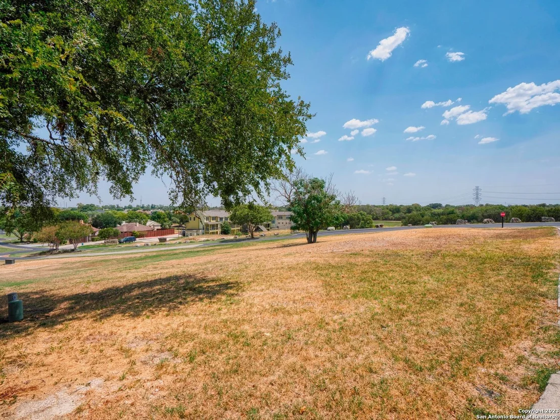 Photo of 115 PINNACLE DR