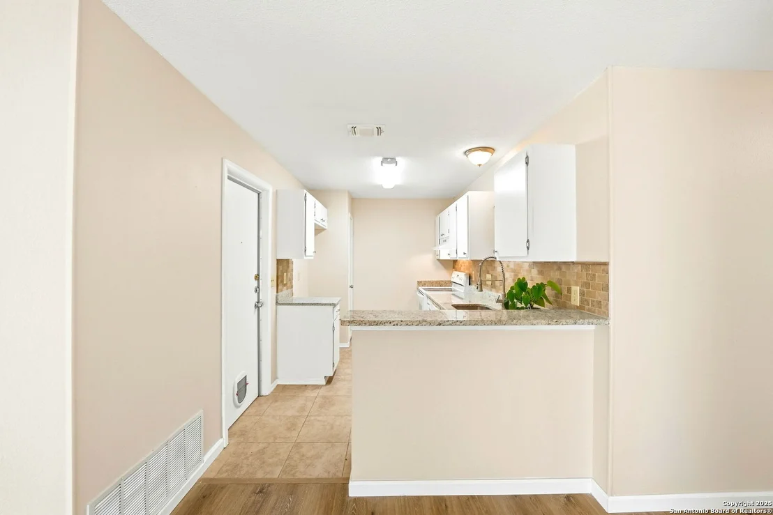 Photo of 10127 Pebblestone
