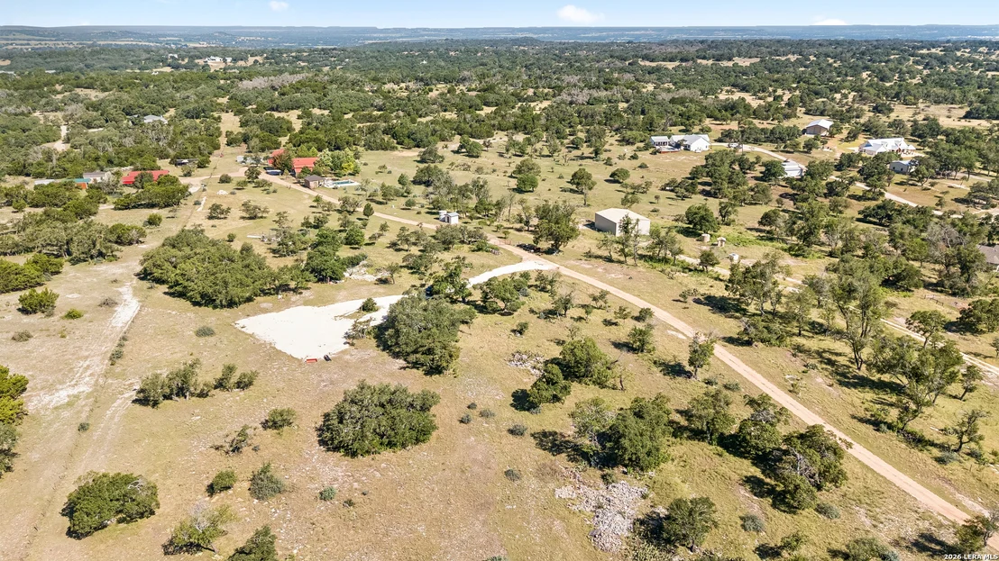Photo of 652 OVERLOOK DR
