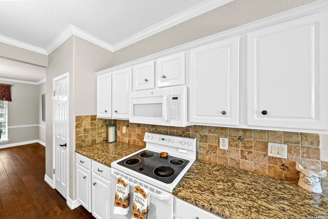Photo of 9347 Llano Verde