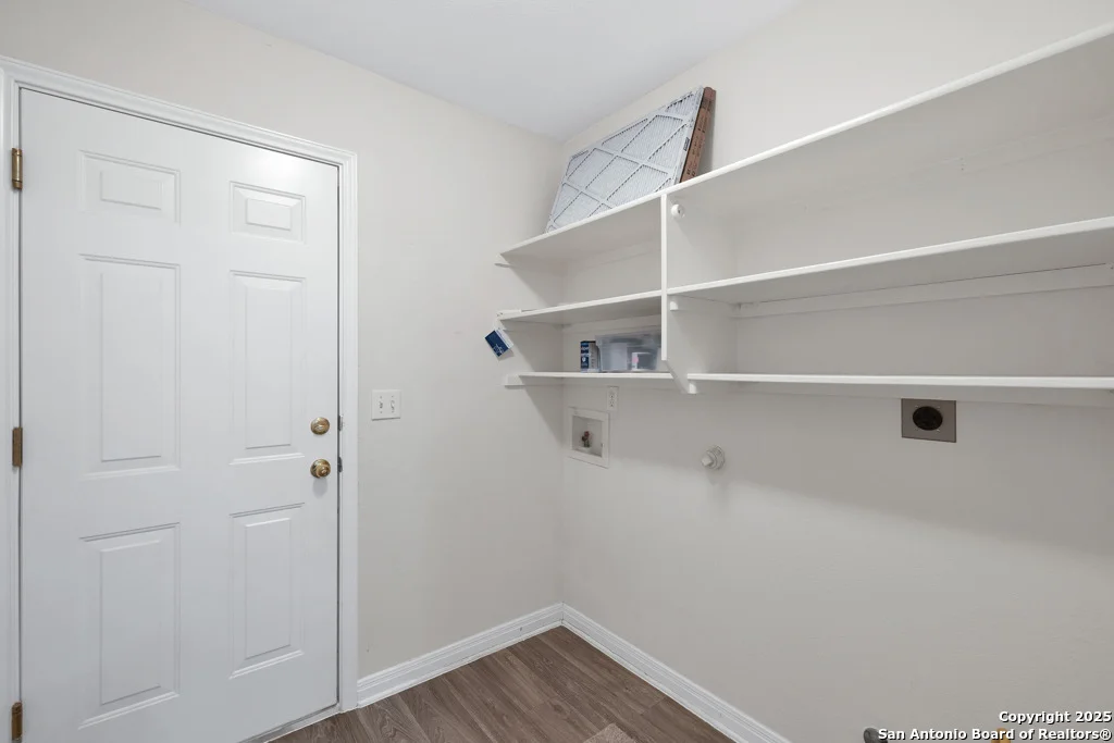 Photo of 461 WALNUT HEIGHTS BLVD