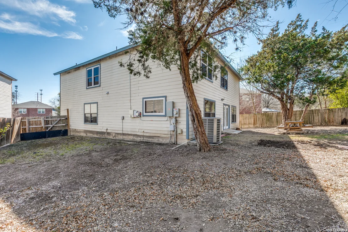 Photo of 9507 Shadowbrook