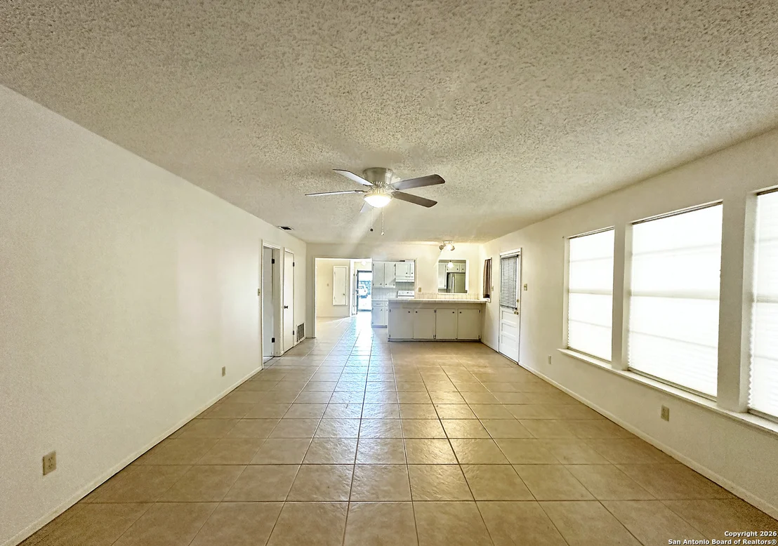 Photo of 1407 Mockingbird Lane