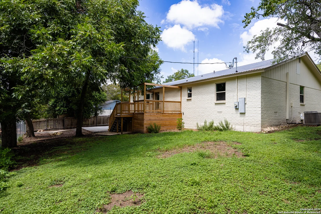 Photo of 1903 Danielle Dr