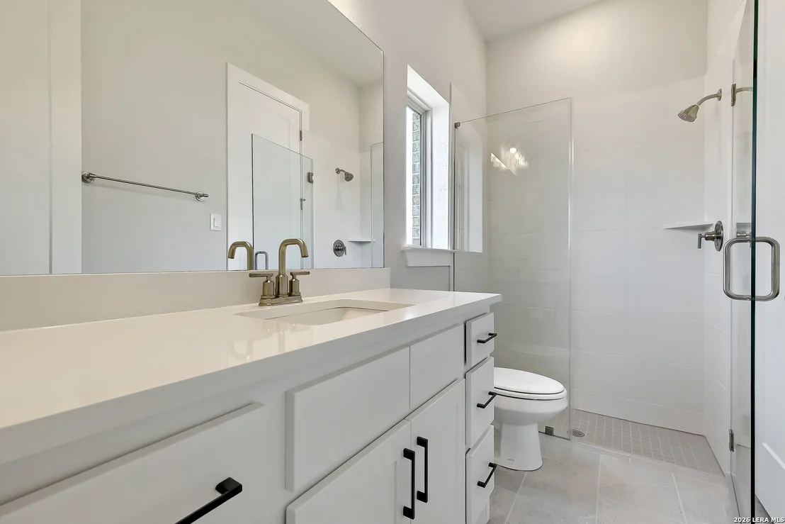 Photo of 457 Westmont