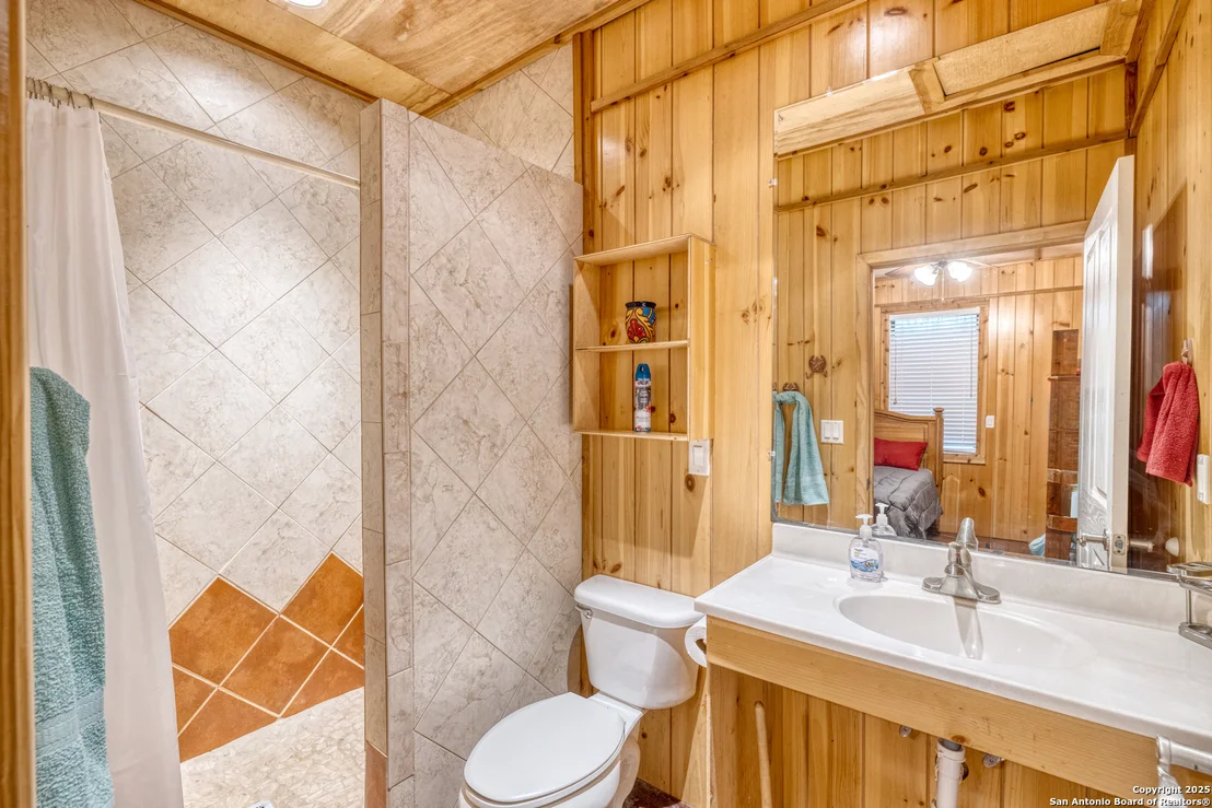 Photo of 387 Madrone Loop