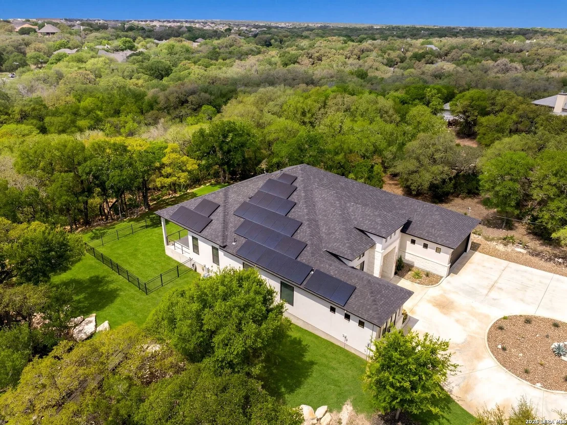 Photo of 721 Timber Bluff