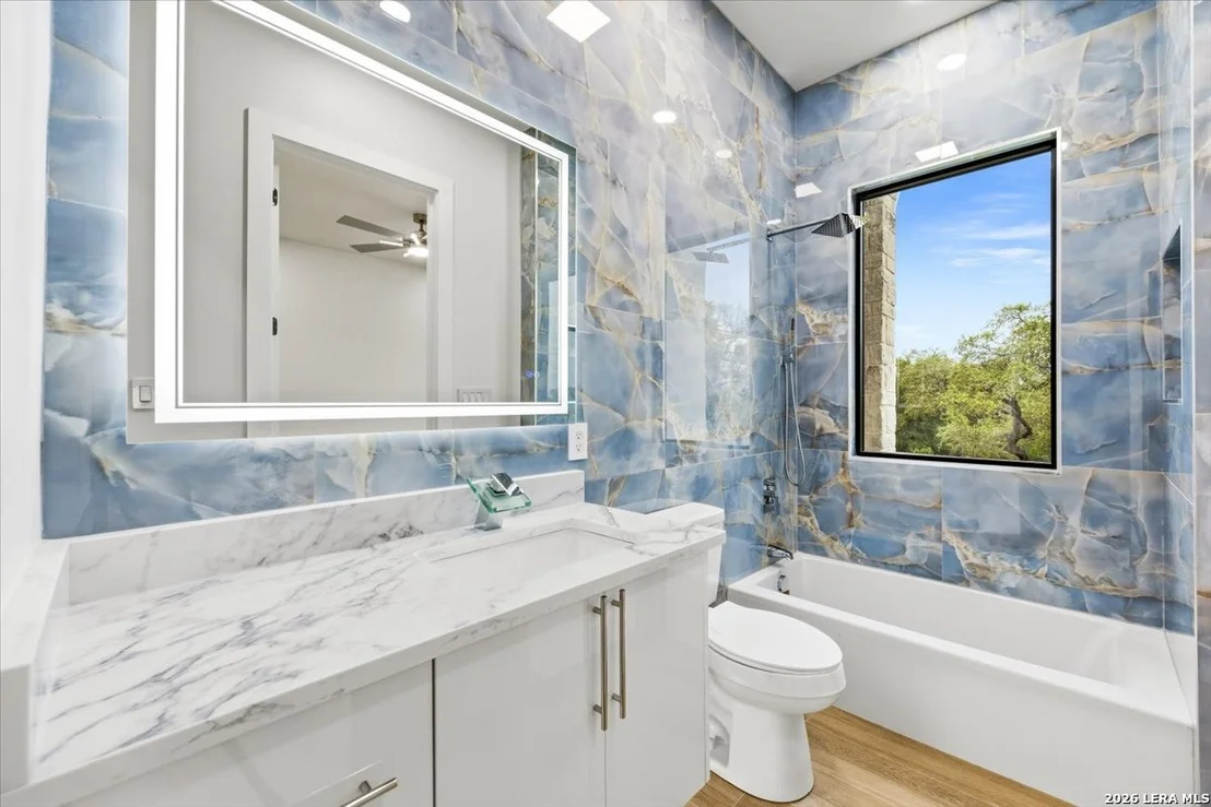 Photo of 577 Private road 3702