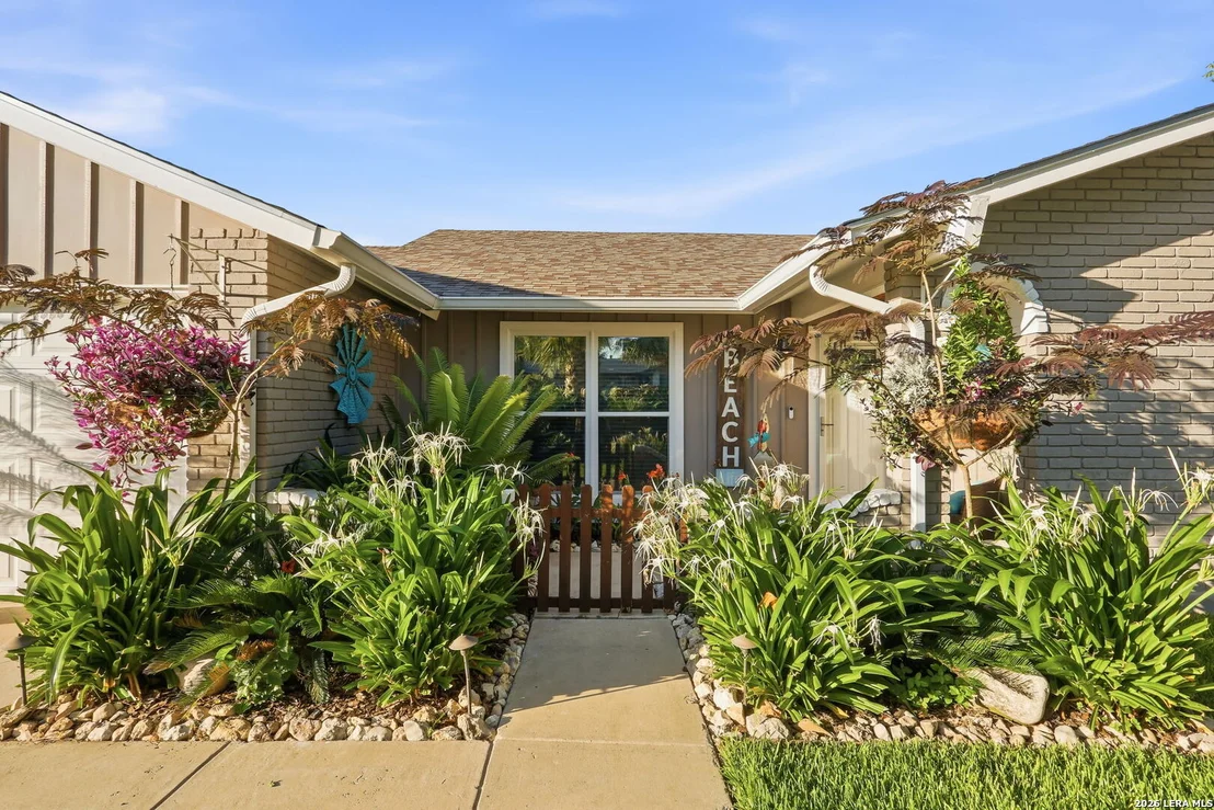Photo of 6607 CLOVERBEND ST