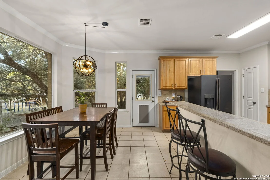 Photo of 9119 Cap Mountain Dr