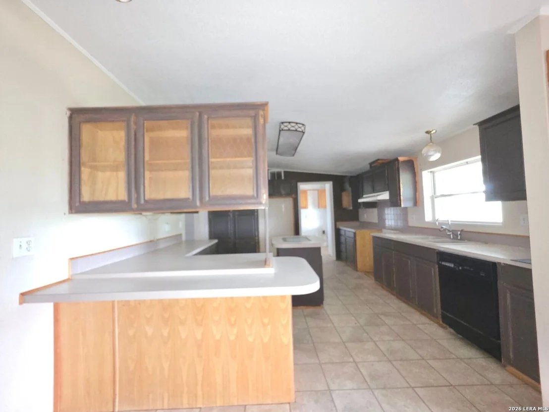 Photo of 635 E Ditto Rd