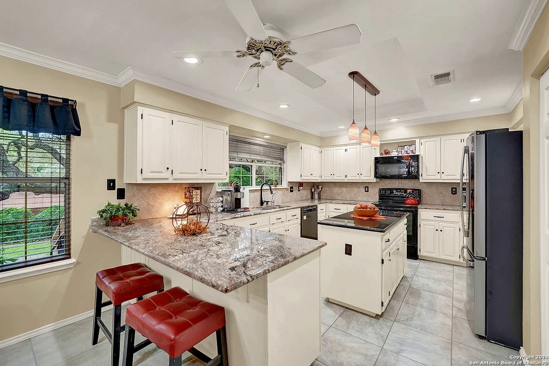 Photo of 1512 MOUNT LAUREL