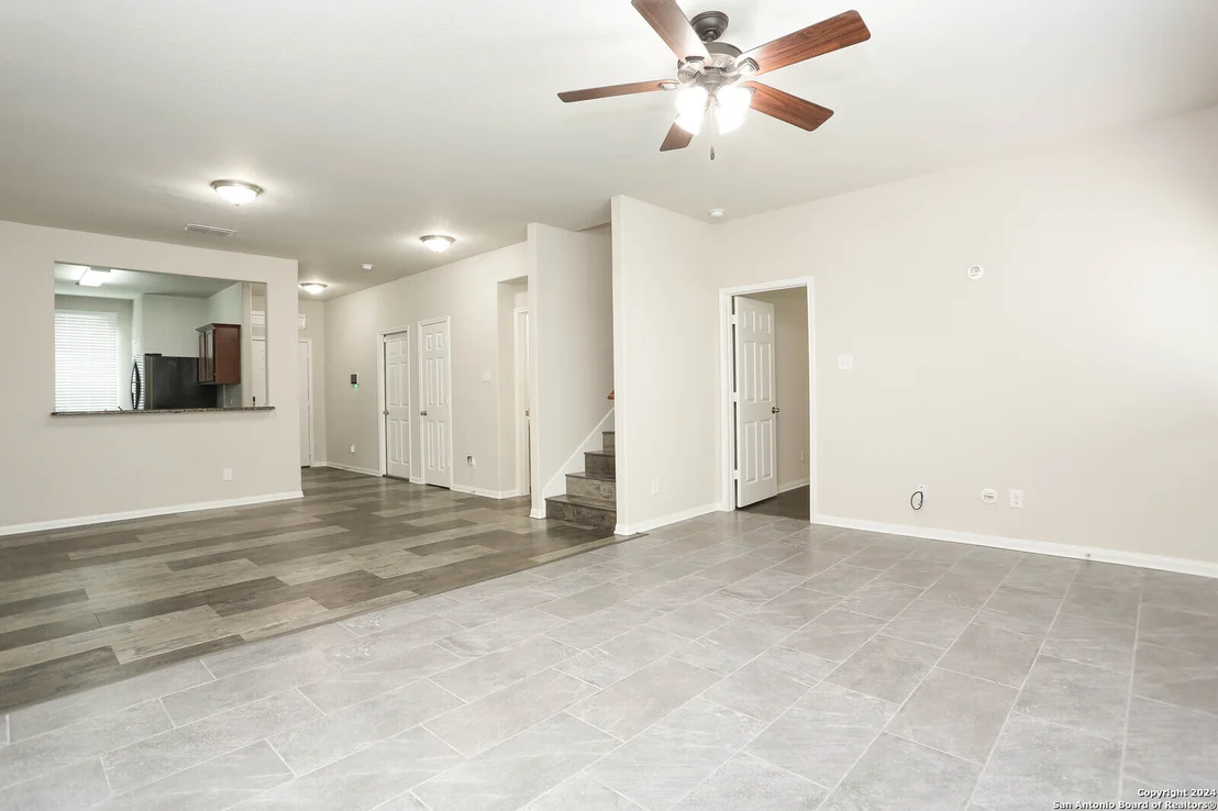 Photo of 11639 LUCKEY LEDGE