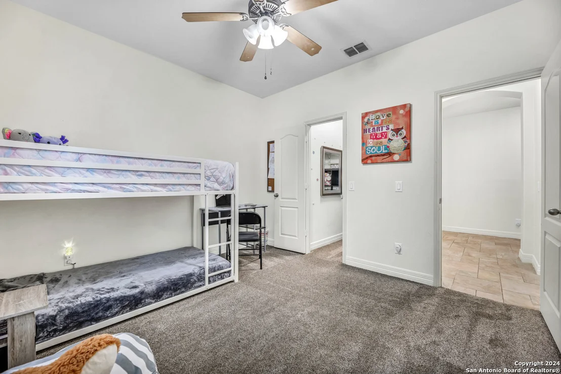 Photo of 8955 highland star