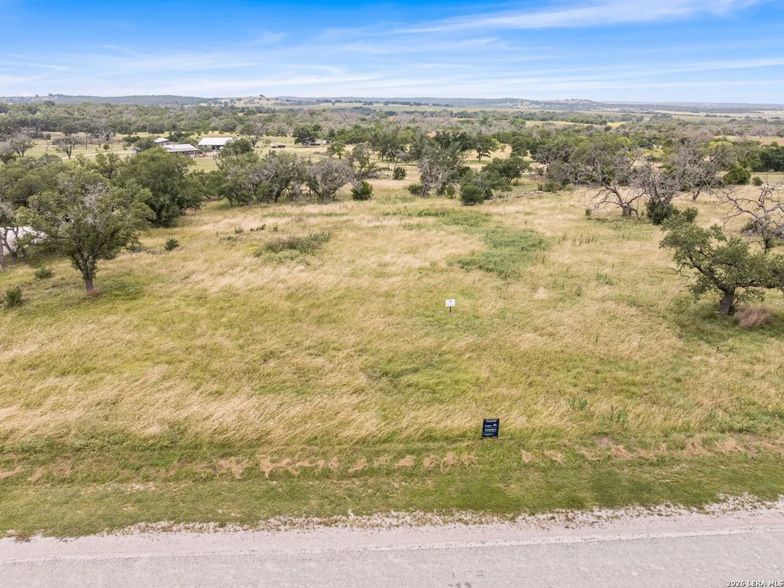 Photo of LOT 88 Axis Circle