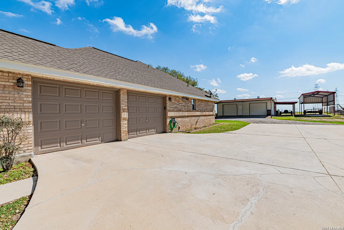Photo of 3480 S Kirkner