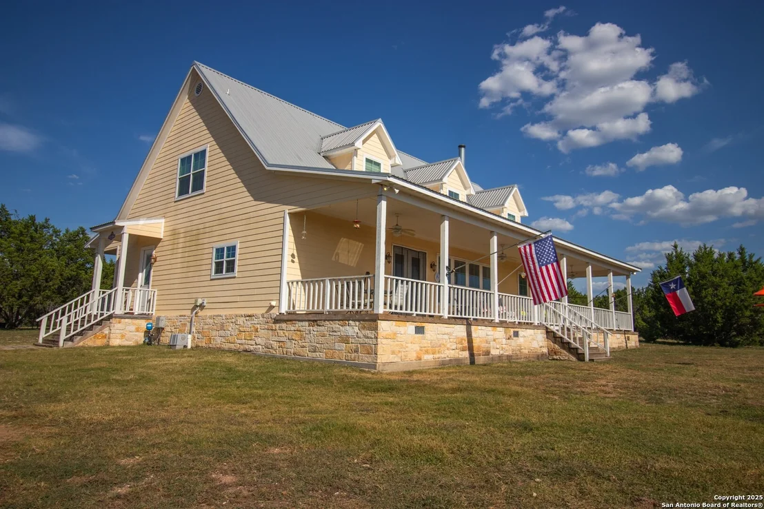 Photo of 4237 County Road 330