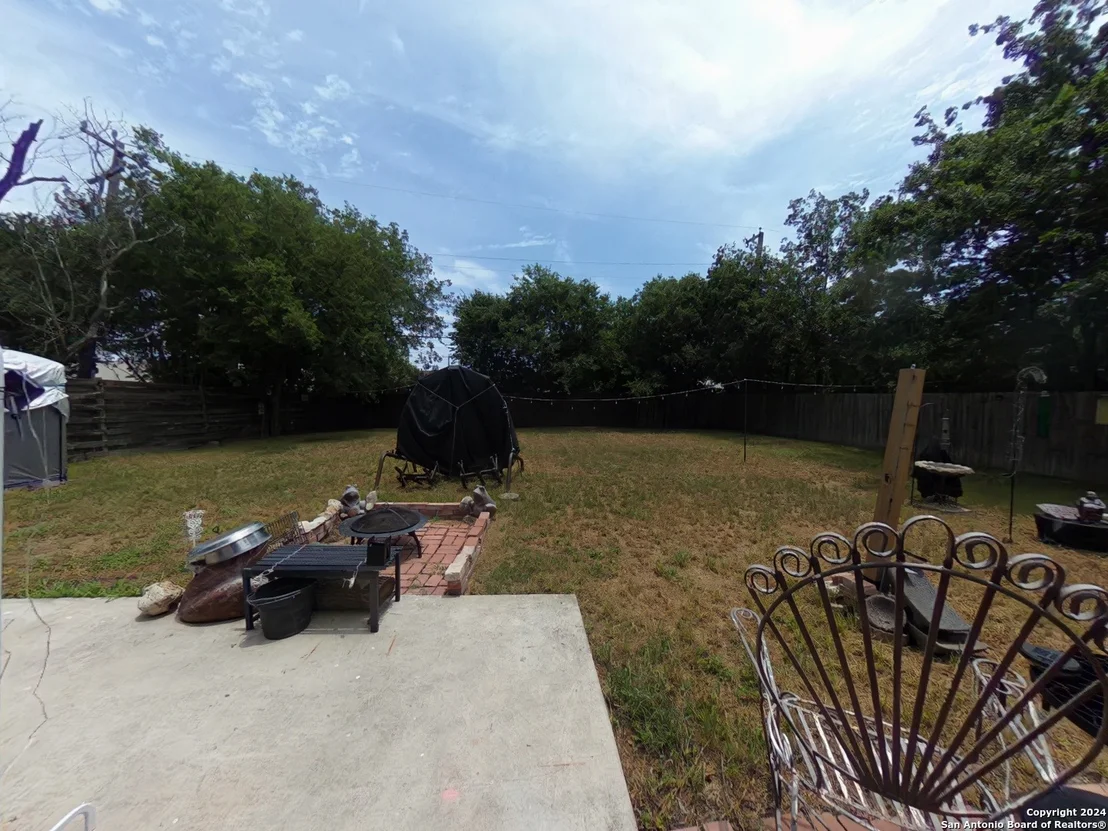 Photo of 8418 SILVERSTAR DR