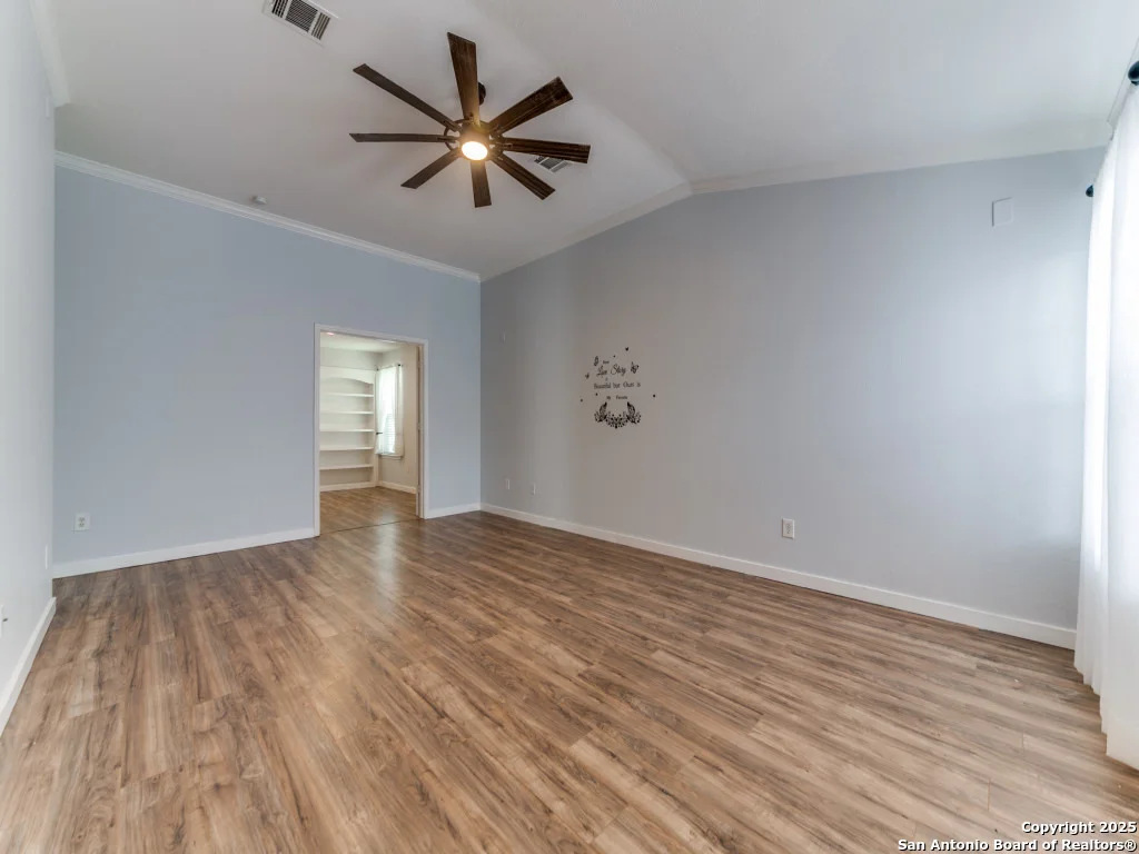 Photo of 651 RIVER VIEW DR