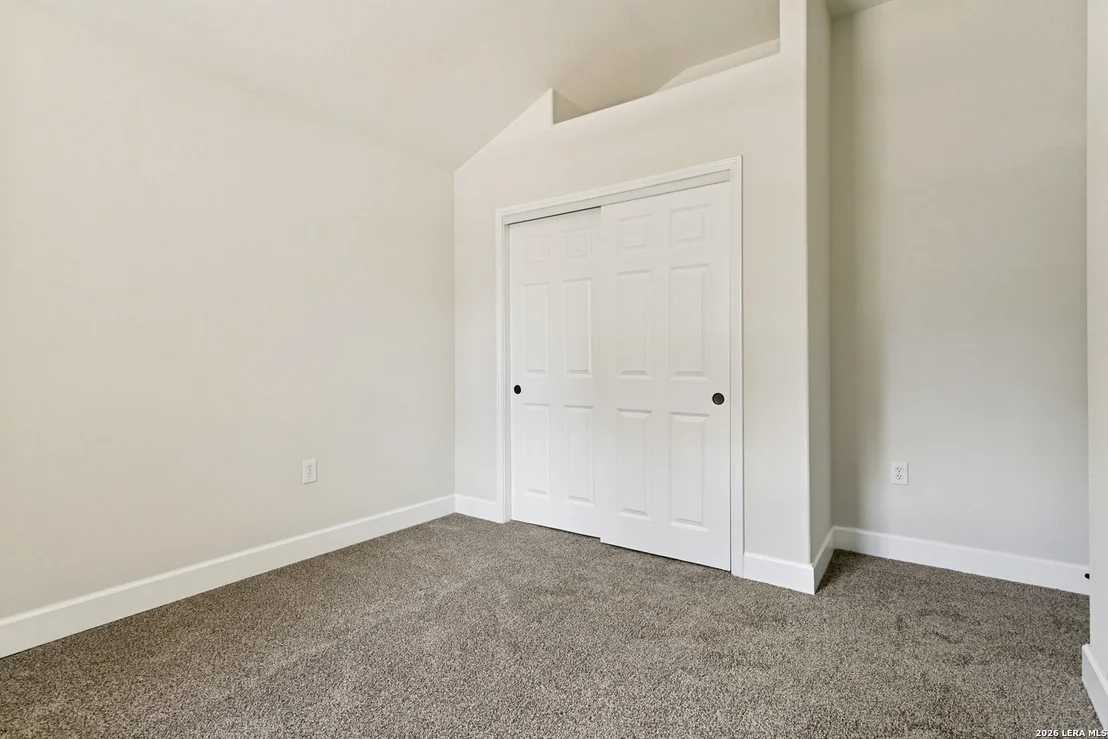 Photo of 8819 MISSION BRK